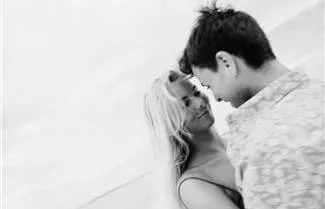 Smell and attraction go hand in hand Men: If she likes your smell, then you have a good chance with her.